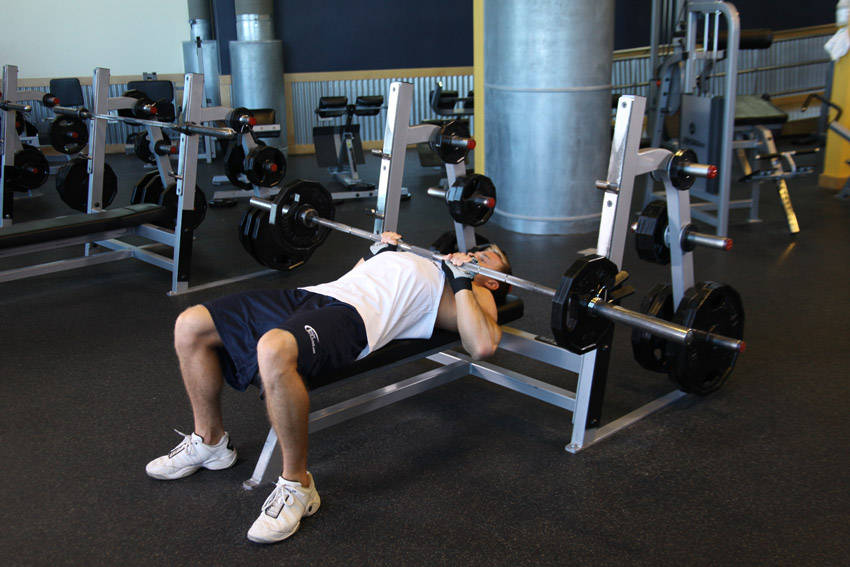 Close-Grip Barbell Bench Press