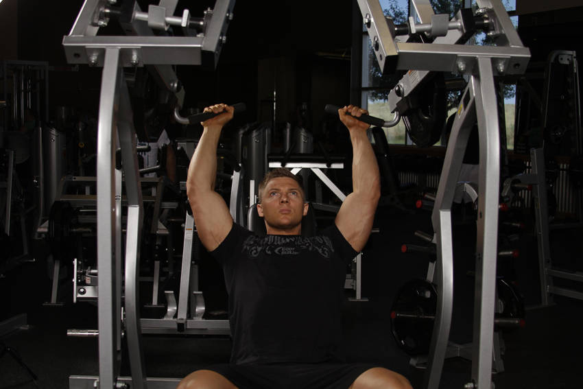 Leverage Shoulder Press
