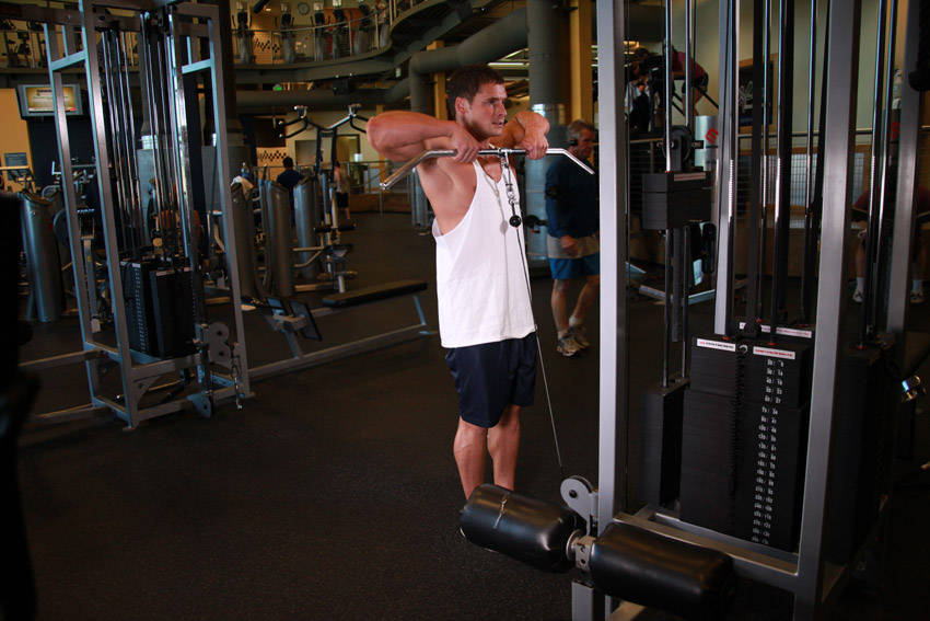 Upright Cable Row